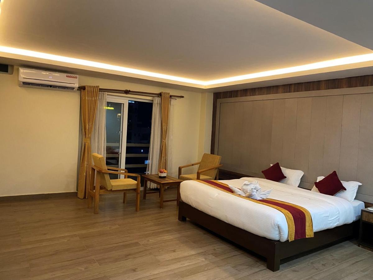 Hotel Murano Pokhara Exterior photo