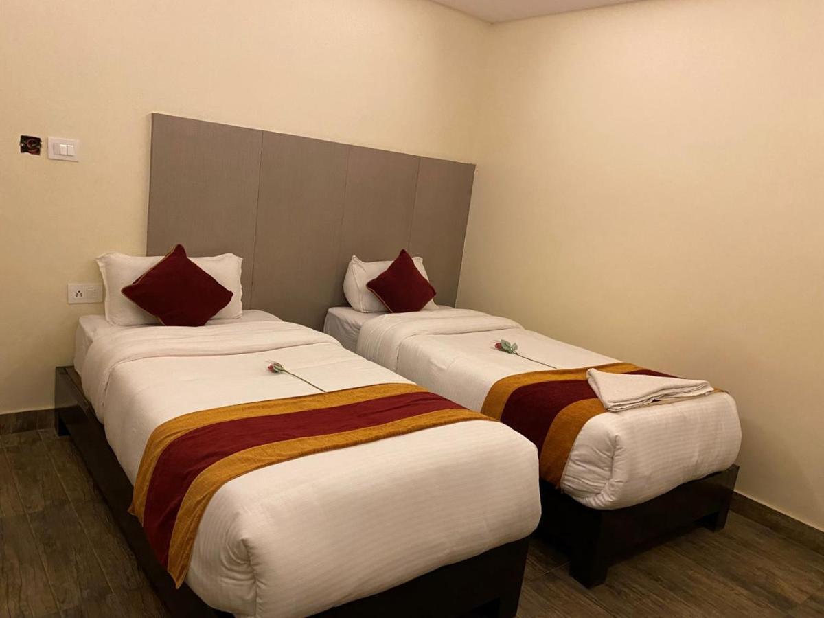 Hotel Murano Pokhara Exterior photo