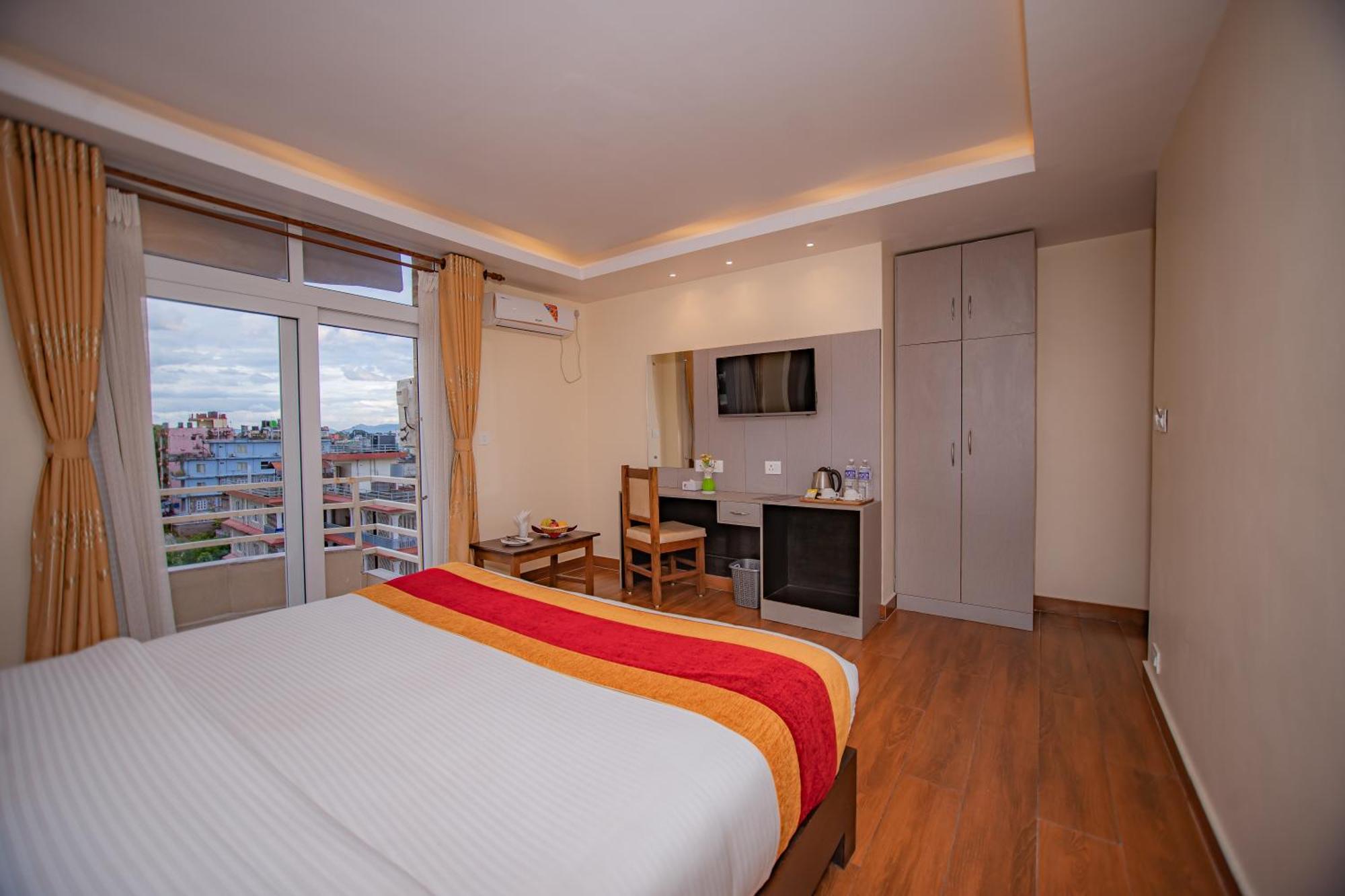 Hotel Murano Pokhara Exterior photo