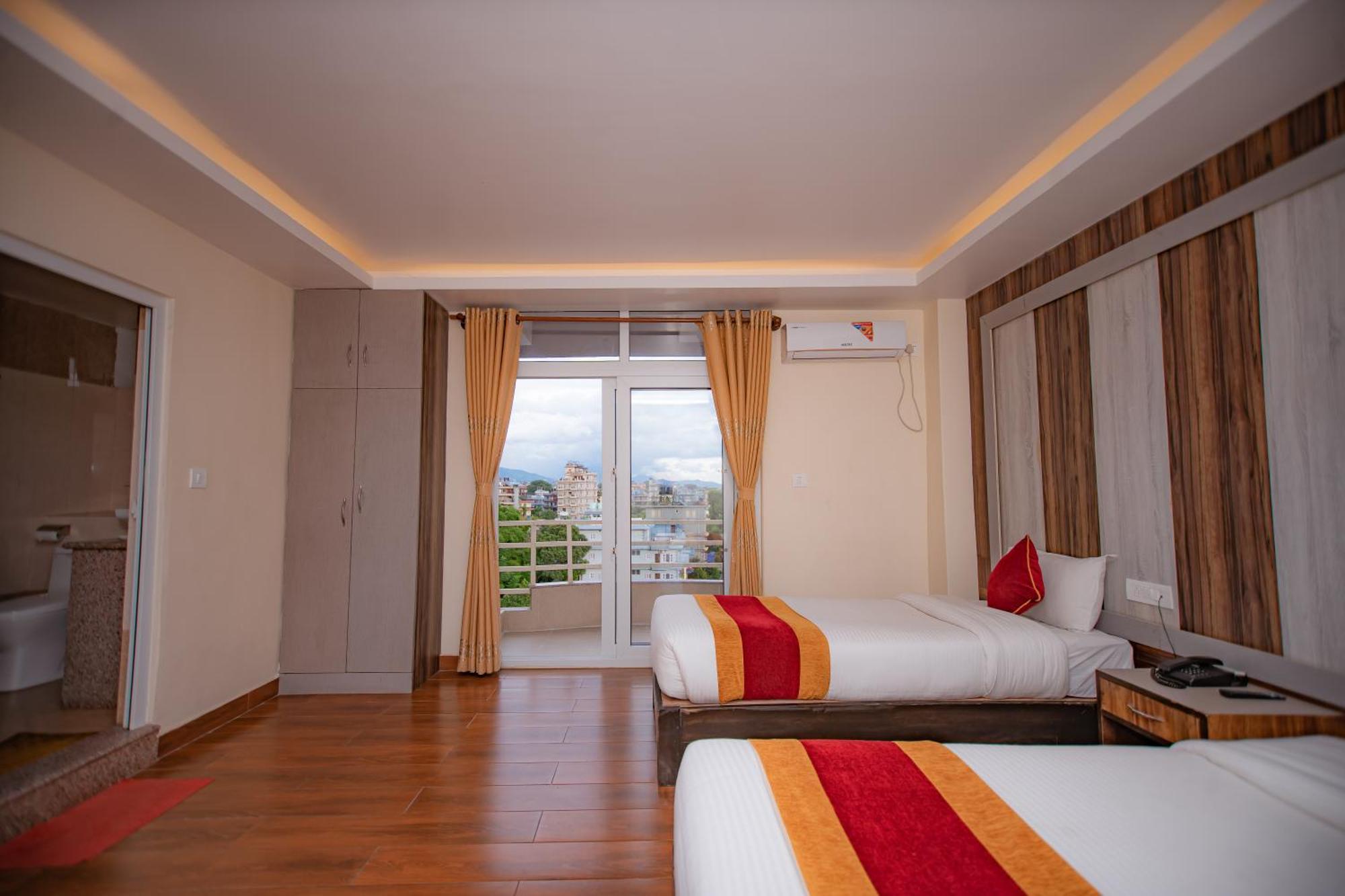 Hotel Murano Pokhara Exterior photo