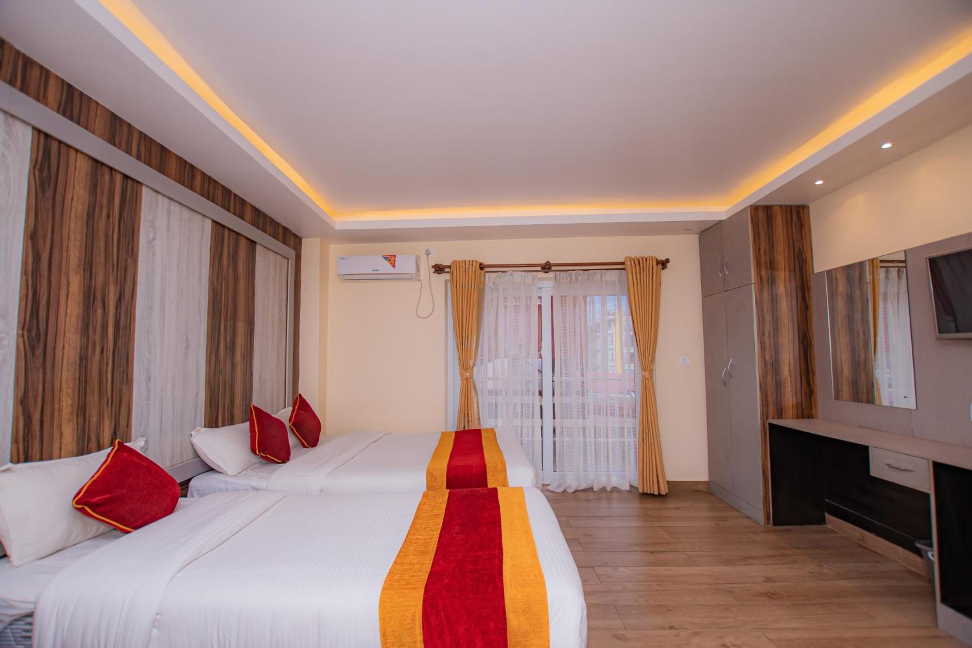 Hotel Murano Pokhara Exterior photo
