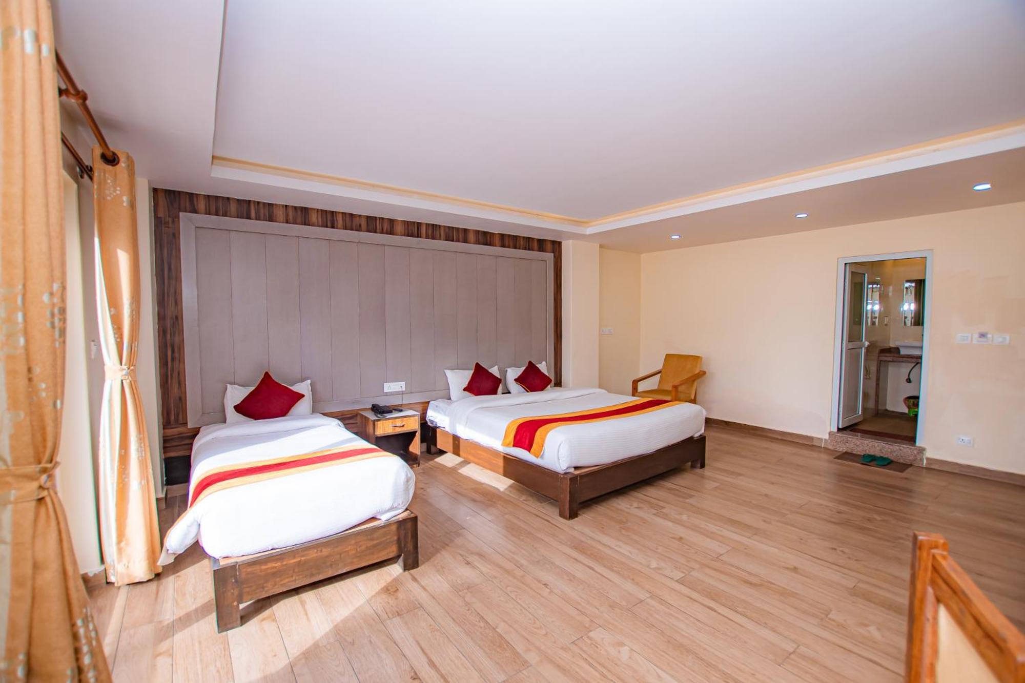 Hotel Murano Pokhara Exterior photo
